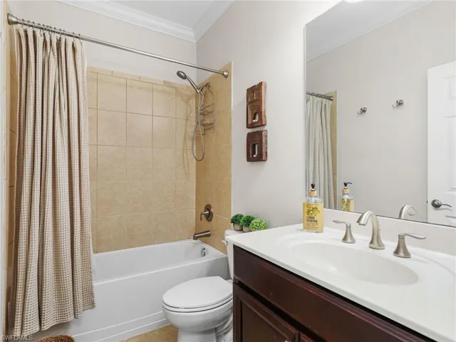 Second Bathroom with Tub Shower Combo