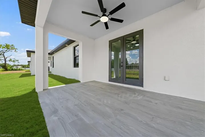 2129/2131 Fairway Dr, Lehigh Acres, Florida 33973