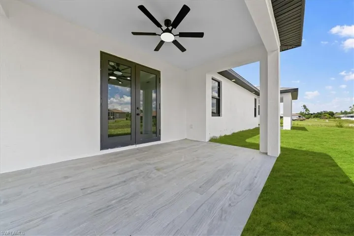 2129/2131 Fairway Dr, Lehigh Acres, Florida 33973