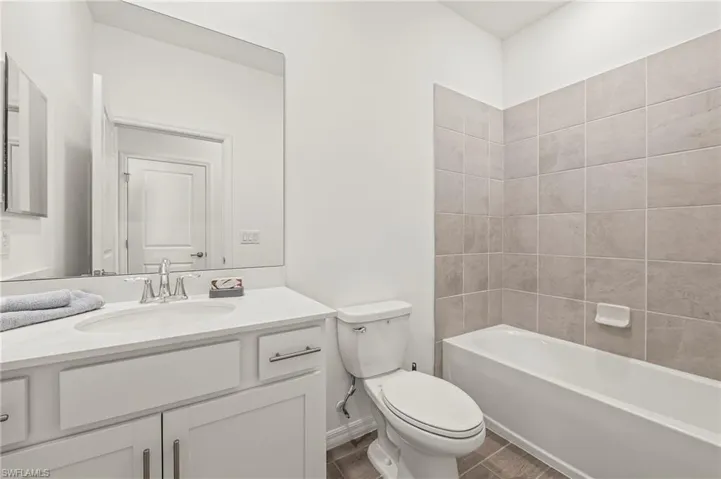 2274 Avocado Ln, Naples Fl 34120
