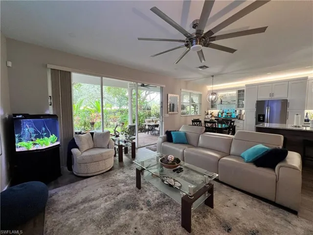 7009 Romana Way 1602, Naples, Florida 34119