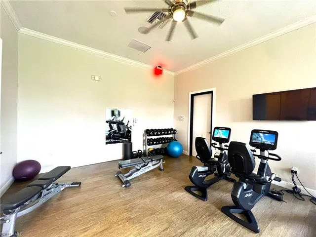 7009 Romana Way 1602, Naples, Florida 34119