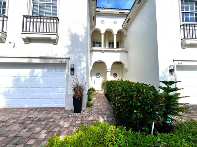 7009 Romana Way 1602, Naples, Florida 34119