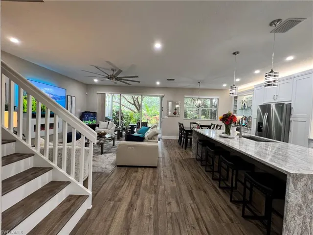 7009 Romana Way 1602, Naples, Florida 34119
