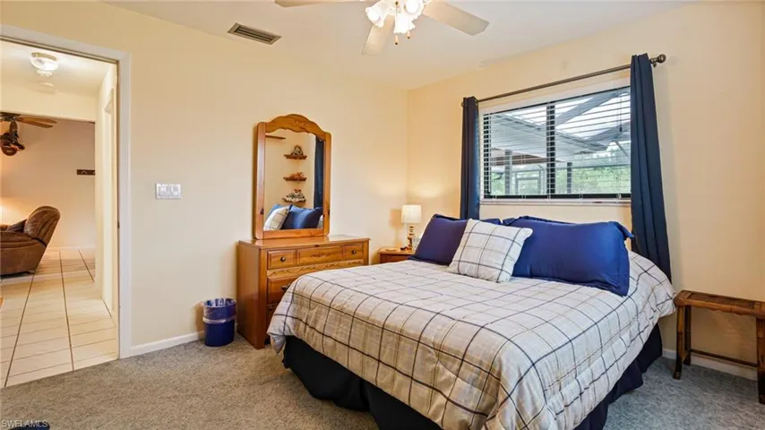Back Guest bedroom