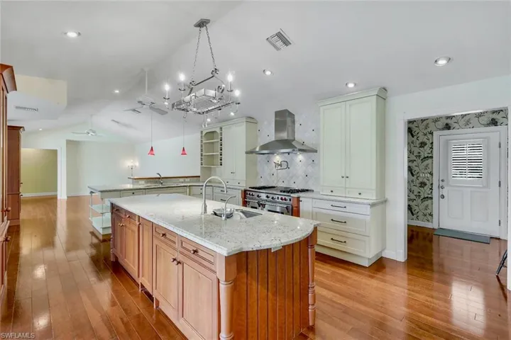 675 Murex Dr, Naples, Florida 34102