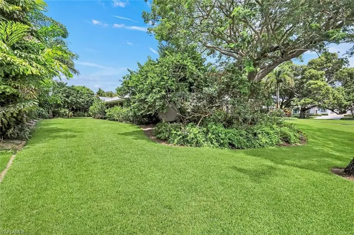 675 Murex Dr, Naples, Florida 34102