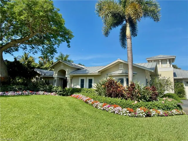 675 Murex Dr, Naples, Florida 34102