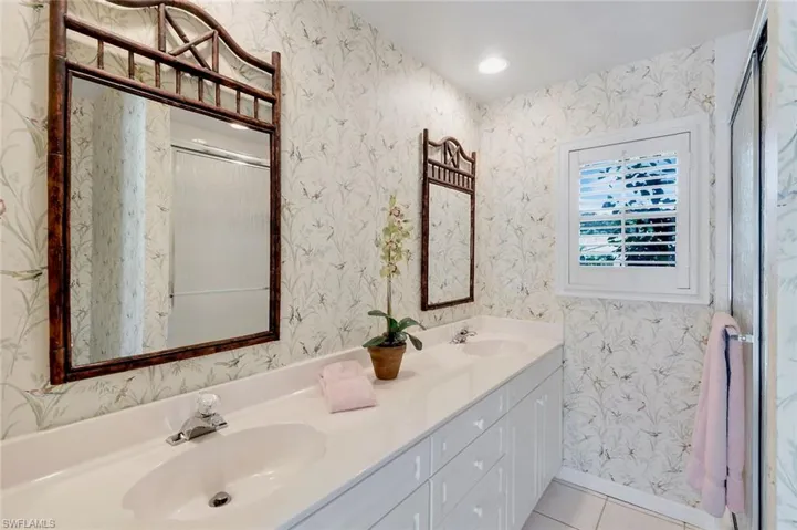 675 Murex Dr, Naples, Florida 34102