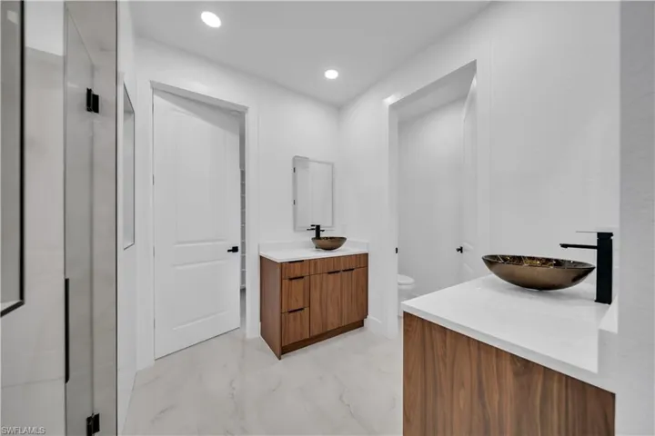 1209 15th Ter, Cape Coral, Florida 33909