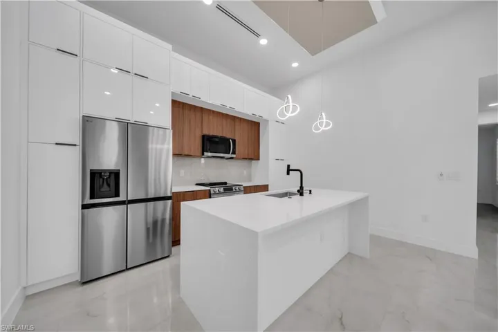 1209 15th Ter, Cape Coral, Florida 33909