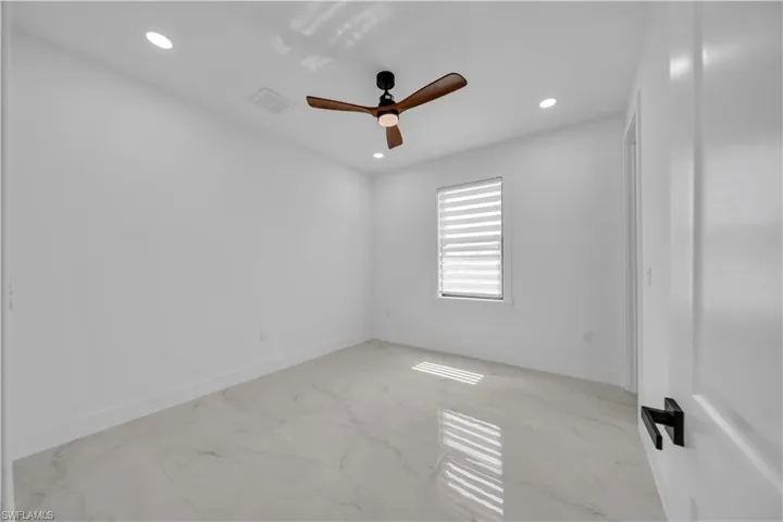 1209 15th Ter, Cape Coral, Florida 33909