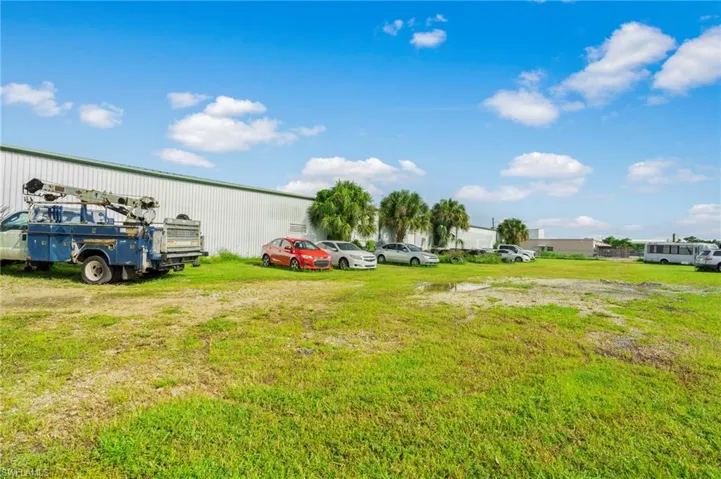 2945  Walpear  ST, Fort Myers, FL 33916