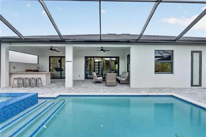 3724 SW 3rd  ST, Cape Coral, FL 33991