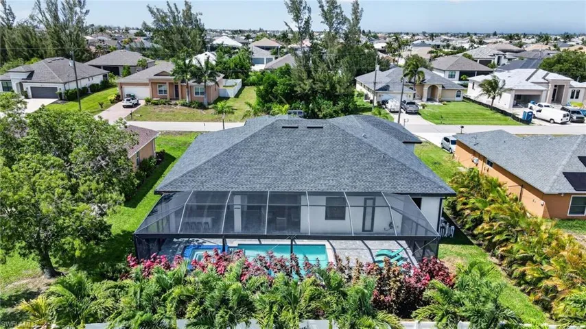 3724 SW 3rd  ST, Cape Coral, FL 33991