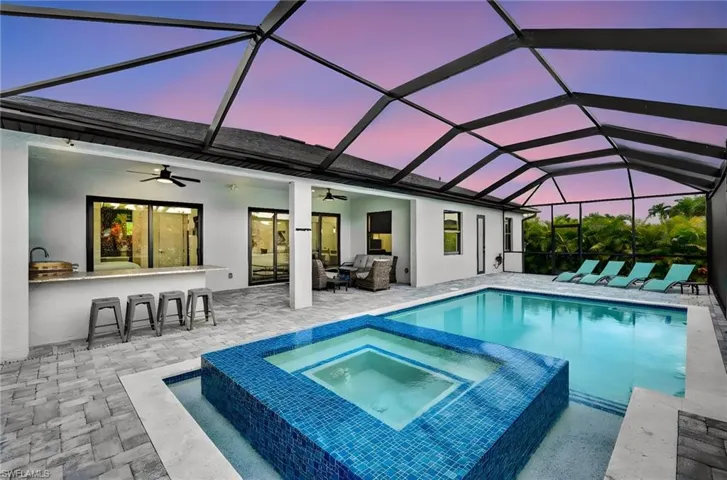 3724 SW 3rd  ST, Cape Coral, FL 33991