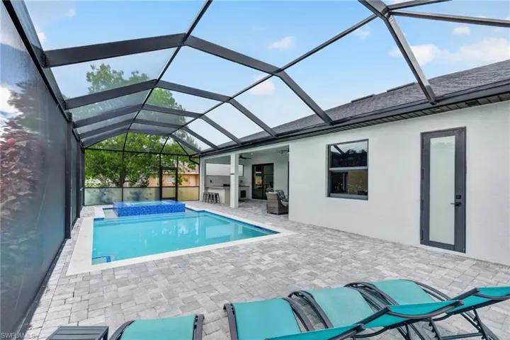 3724 SW 3rd  ST, Cape Coral, FL 33991