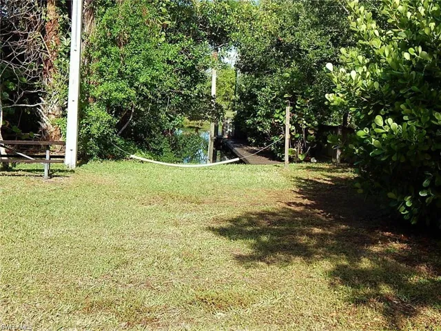 community boat ramp