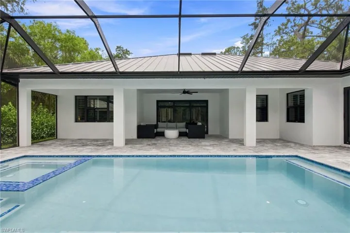 5221 Hickory Wood Dr, Naples, Florida 34119