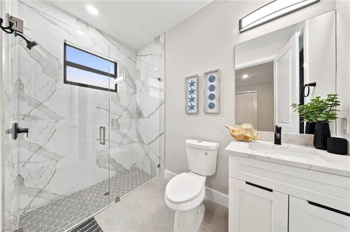 5221 Hickory Wood Dr, Naples, Florida 34119