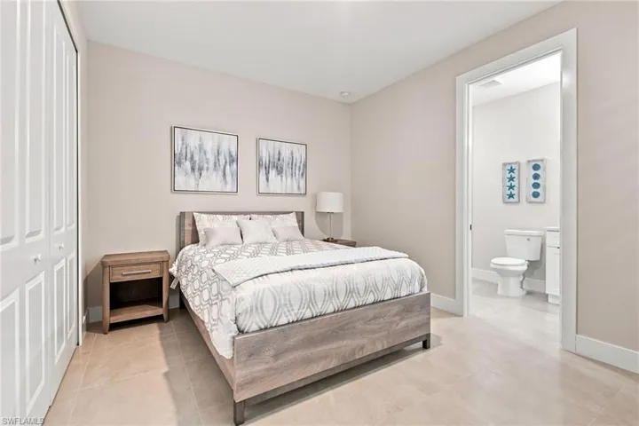5221 Hickory Wood Dr, Naples, Florida 34119