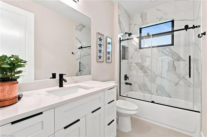 5221 Hickory Wood Dr, Naples, Florida 34119