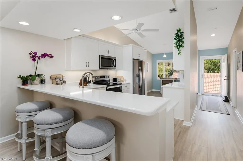 6730 Beach Resort DR, Naples, FL 34114,225034457