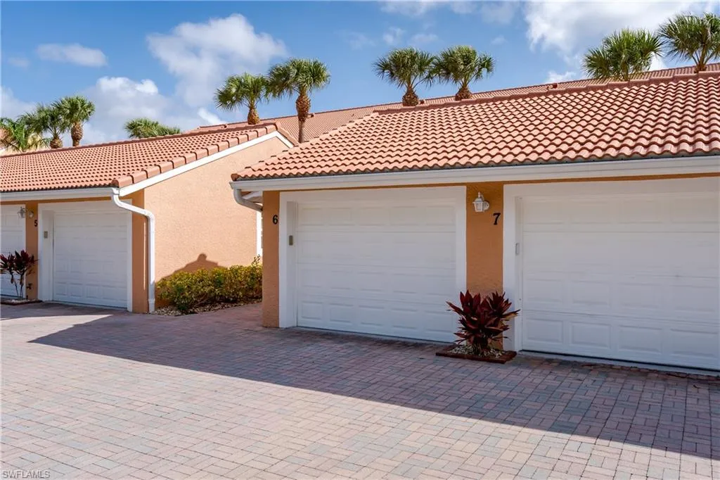 6730 Beach Resort DR, Naples, FL 34114,225034457
