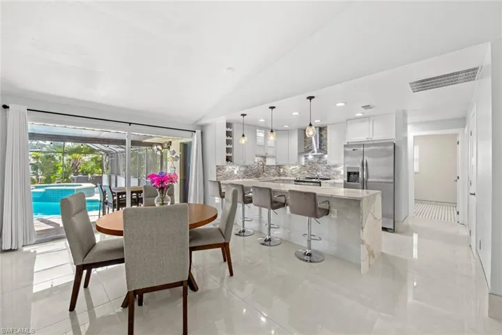 Living/Kitchen