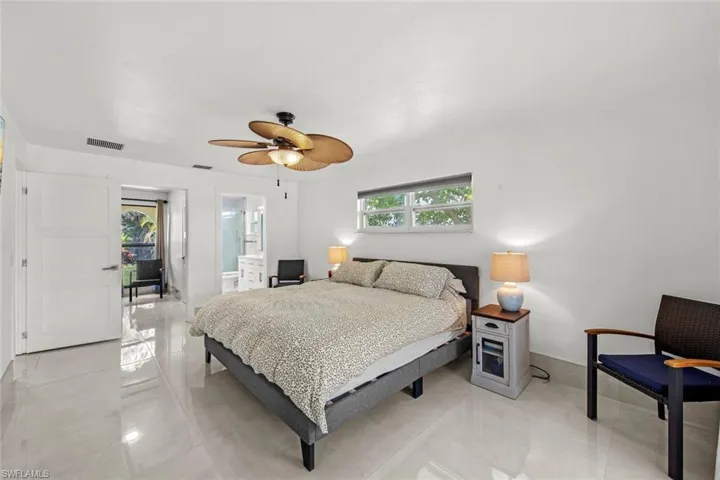Primary suite