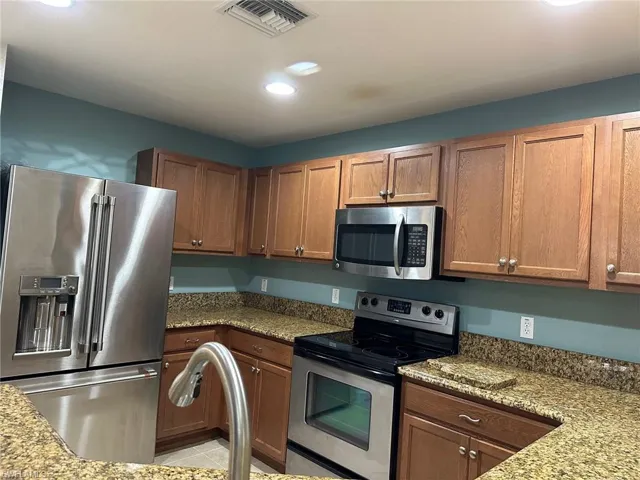 15131  Piping Plover  CT, North Fort Myers, FL 33917