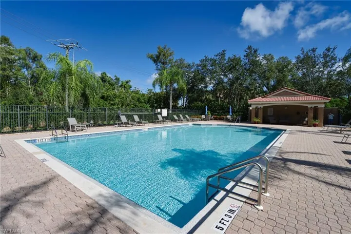 6544 Huntington Lakes Cir 204, Naples, Florida 34119