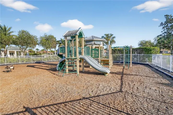 3223 Birchin Ln, Fort Myers, Florida 33916