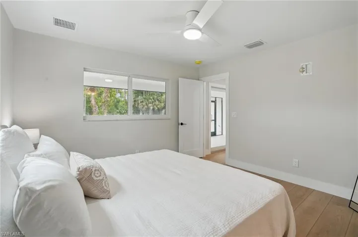 5111  Palmetto Woods  DR, Naples, FL 34119