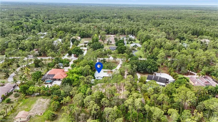5111  Palmetto Woods  DR, Naples, FL 34119