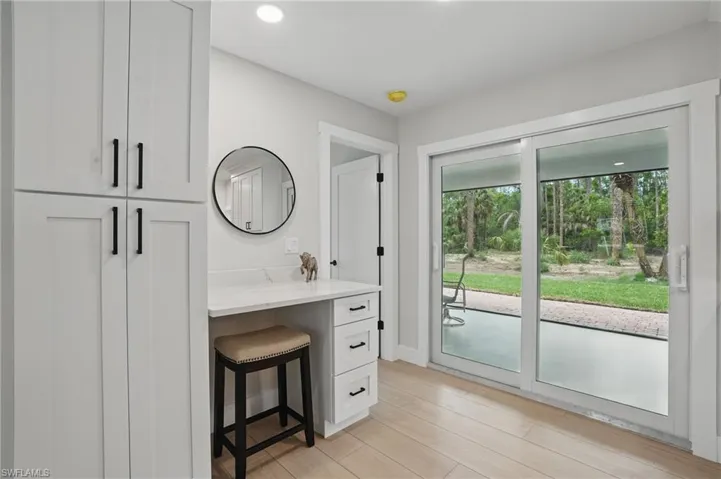 5111  Palmetto Woods  DR, Naples, FL 34119
