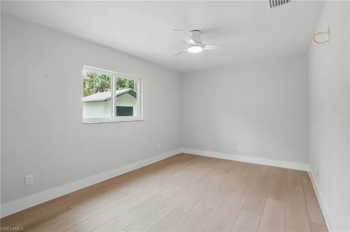 5111  Palmetto Woods  DR, Naples, FL 34119