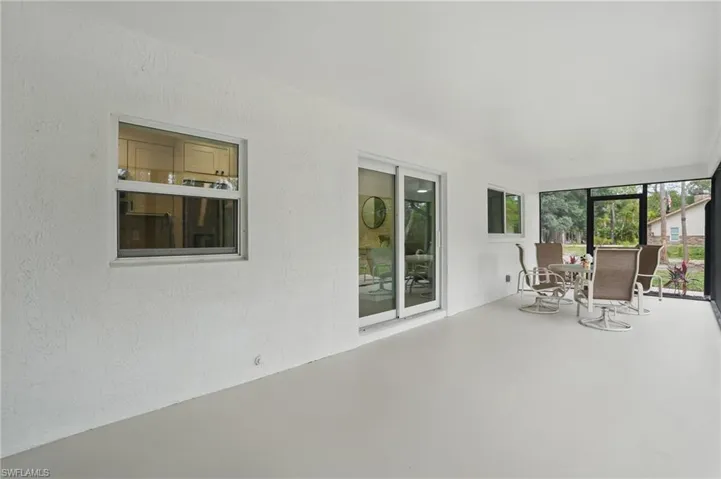 5111  Palmetto Woods  DR, Naples, FL 34119