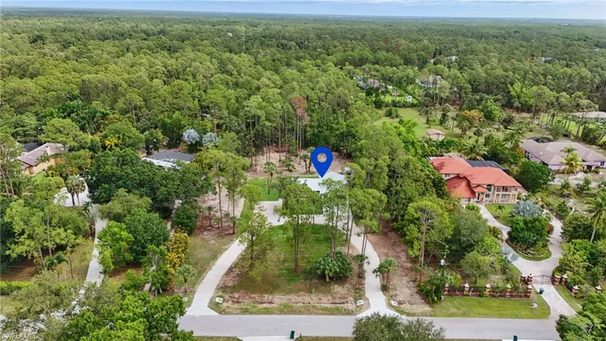 5111  Palmetto Woods  DR, Naples, FL 34119