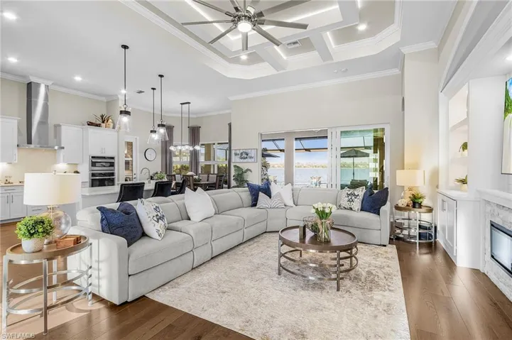 13832  Blue Bay  CIR, Fort Myers, FL 33913