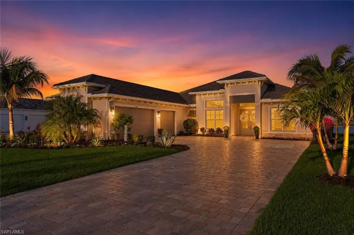 13832  Blue Bay  CIR, Fort Myers, FL 33913
