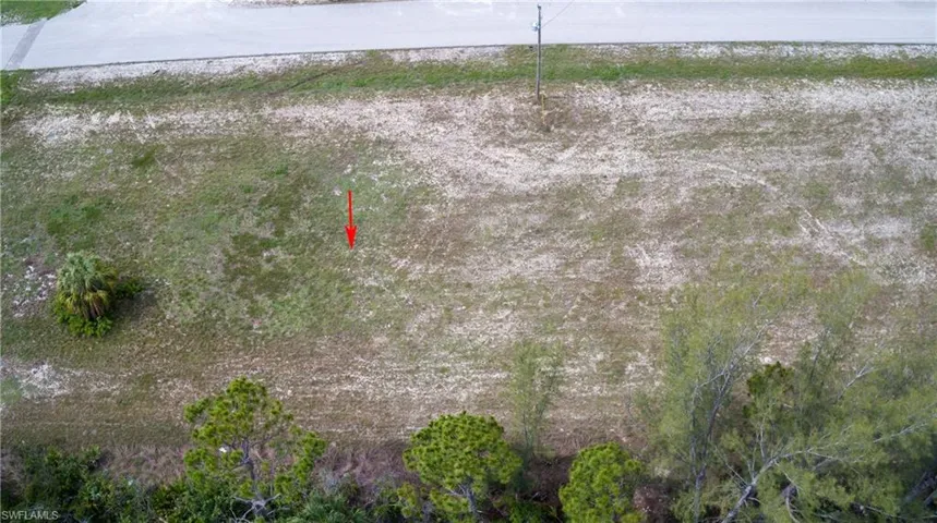 2103 Nw 26th St, Cape Coral, Florida 33993