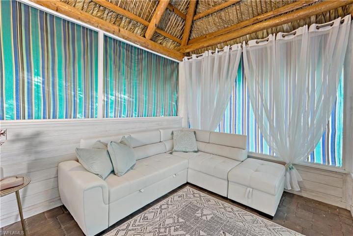 825 River View DR, EVERGLADES CITY FL 34139