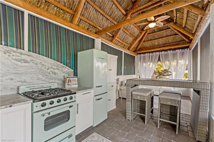 825 River View DR, EVERGLADES CITY FL 34139