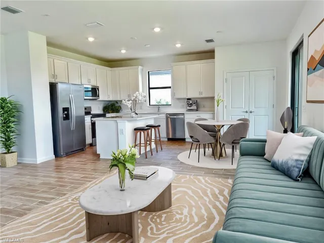 Virtually Staged – Furniture/Decor NotIncluded
