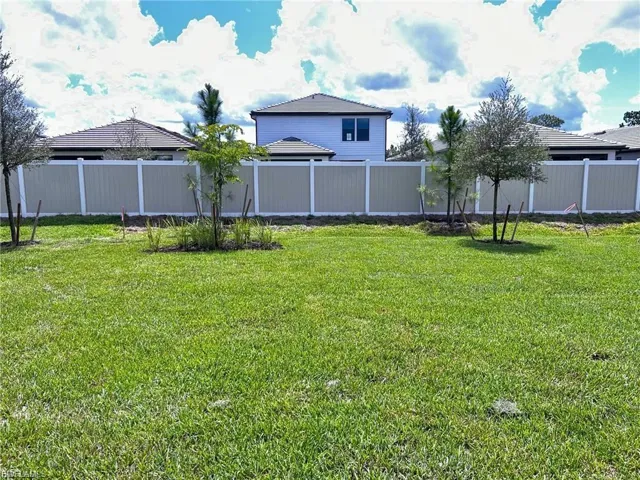 24869 Surf Haven Ln, Bonita Springs, Florida 34135