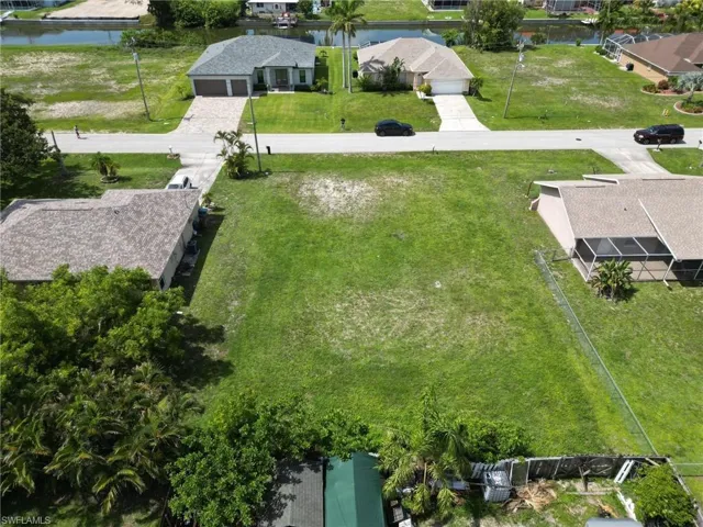 127 Sw 31st Ter, Cape Coral, Florida 33914
