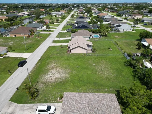 127 Sw 31st Ter, Cape Coral, Florida 33914