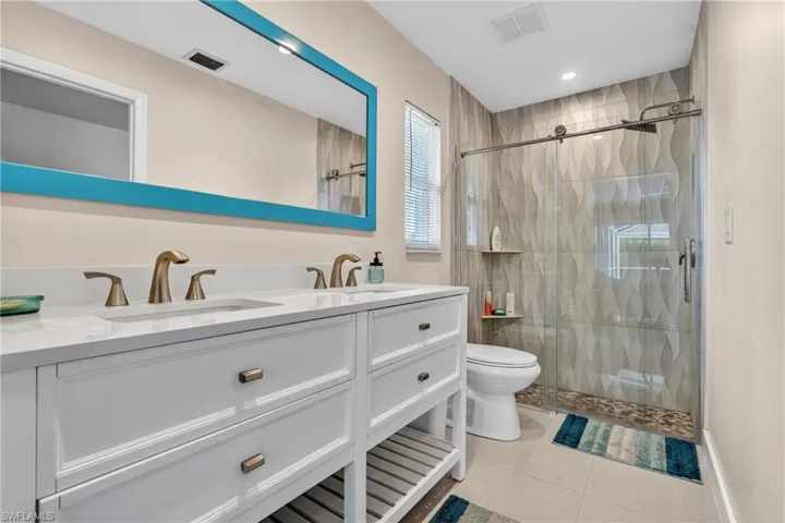 4129 Country Club Blvd, Cape Coral, Florida 33904