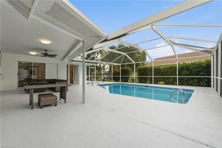 4129 Country Club Blvd, Cape Coral, Florida 33904